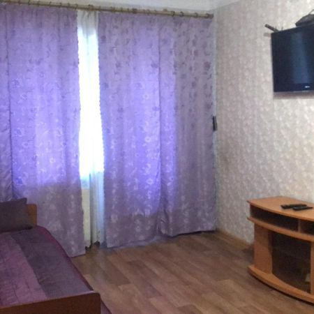 2К Апартаменты Возле Жд Вокзала И Академии 096-55-48-111 Khmelʼnytsʼkyy Dış mekan fotoğraf